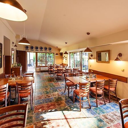 Restaurace A Penzion U Palecku Skuteč Extérieur photo